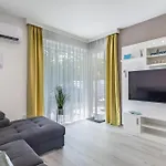 Royal Apartment *