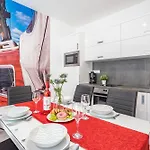 Royal Apartment
